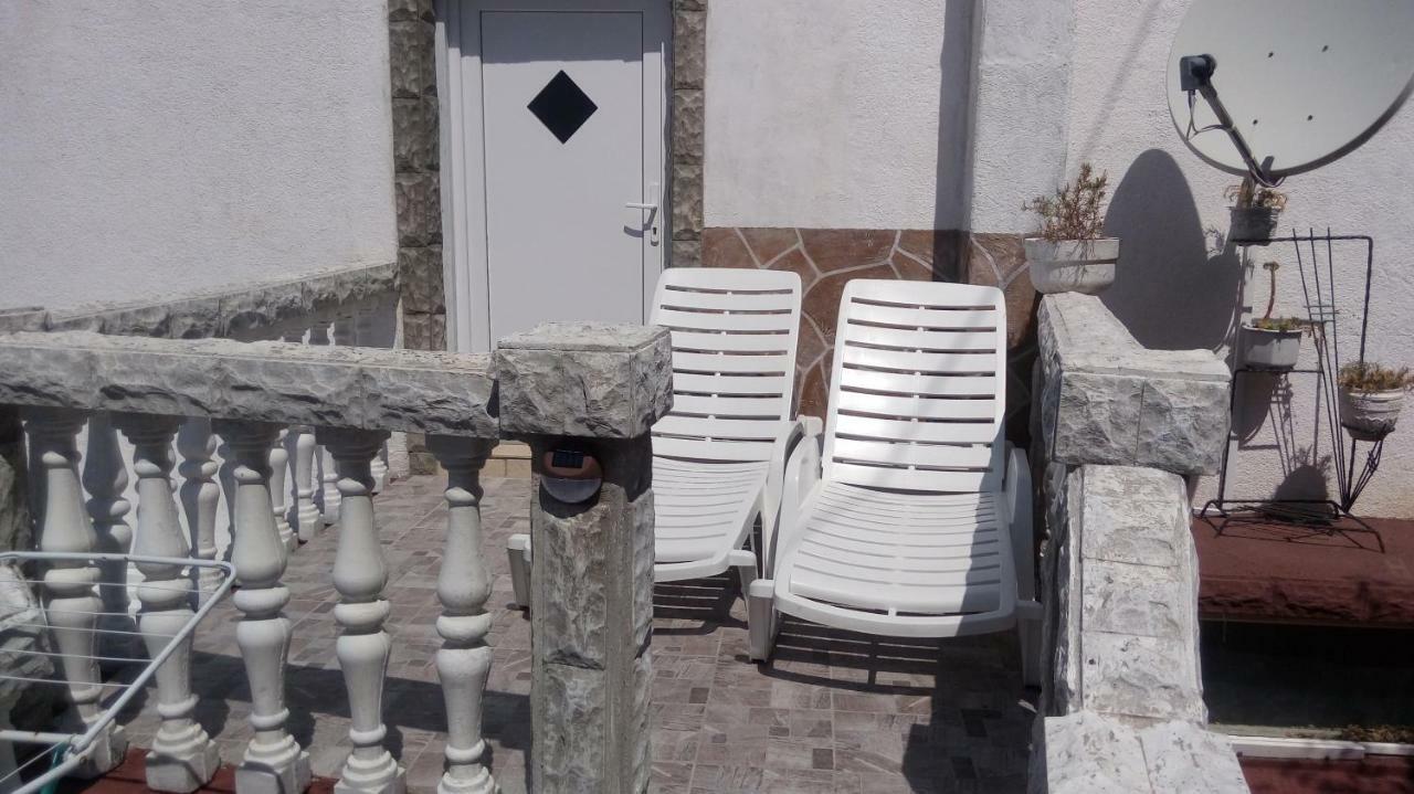 Apartmani Mira Senj  Exterior foto