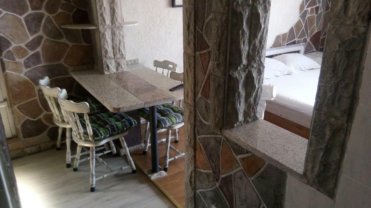 Apartmani Mira Senj  Exterior foto